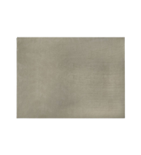 Tapis sur fond clair